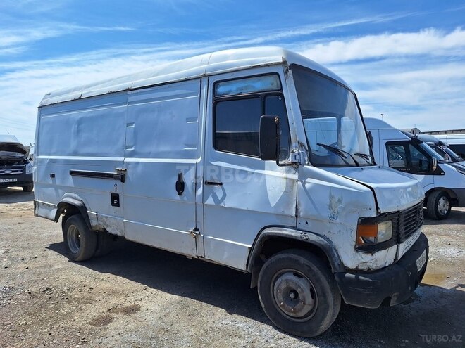 Mercedes Vario 1990, 100,000 km - 4.0 l - Bakı