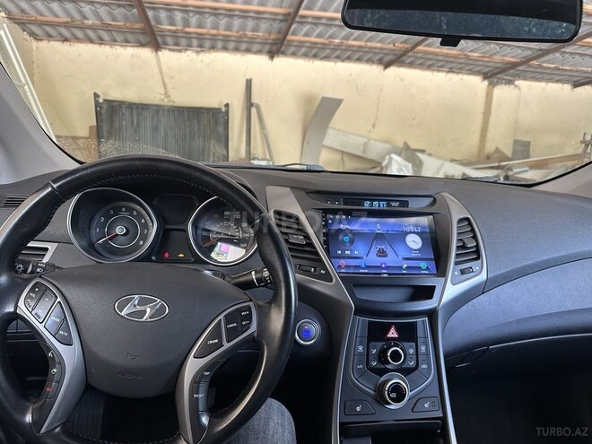 Hyundai Elantra 2015, 138,000 km - 1.8 л - Gəncə