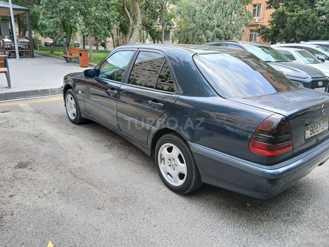 Mercedes C 220 d 2000, 524,000 km - 2.2 л - Bakı