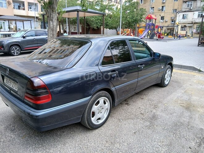 Mercedes C 220 d 2000, 524,000 km - 2.2 л - Bakı