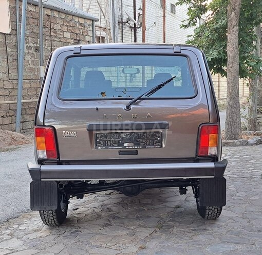 LADA (VAZ) Niva-5