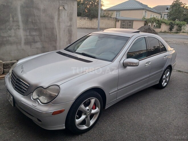 Mercedes C 180 2004, 505,000 km - 1.8 l - Quba