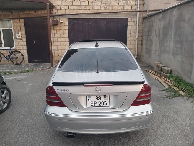 Mercedes C 180 2004, 505,000 km - 1.8 l - Quba