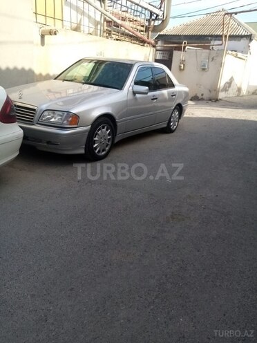 Mercedes C 230-3