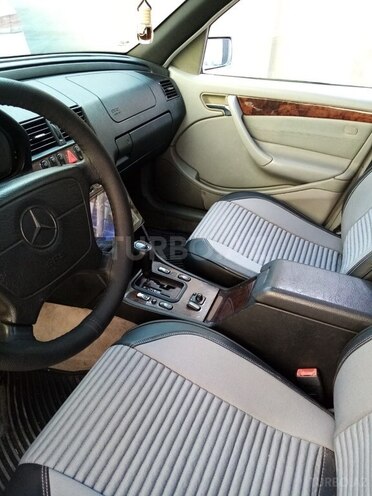 Mercedes C 230-10