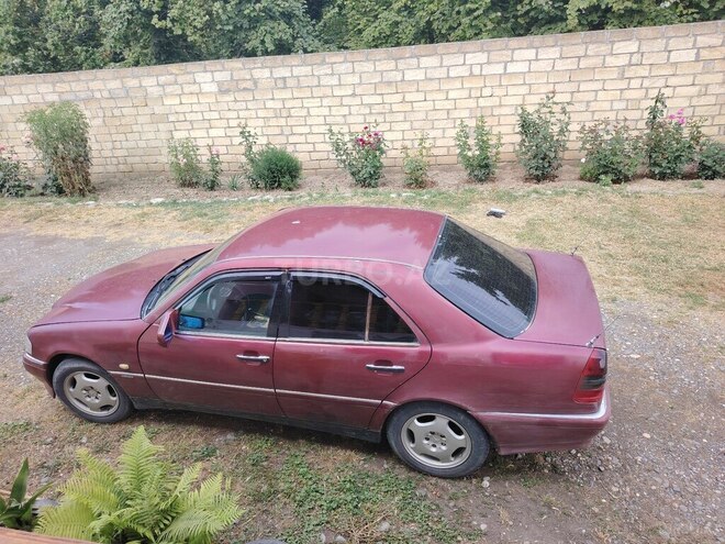 Mercedes C 180 1993, 108,600 km - 1.8 л - Qusar