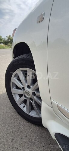 Toyota Land Cruiser 2011, 193,000 km - 4.0 л - Sabirabad