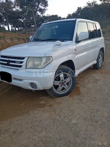 Mitsubishi Pajero io 2001, 246,000 km - 2.0 l - Bakı
