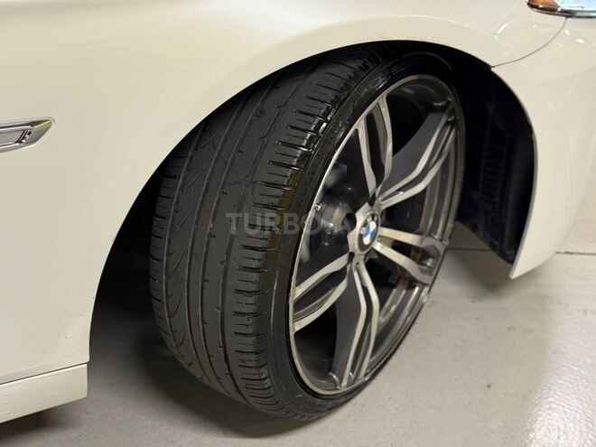 BMW 528 2016, 268,000 km - 2.0 l - Gəncə