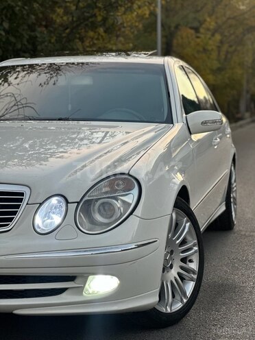 Mercedes E 320 2003, 258,000 km - 3.2 л - Bakı