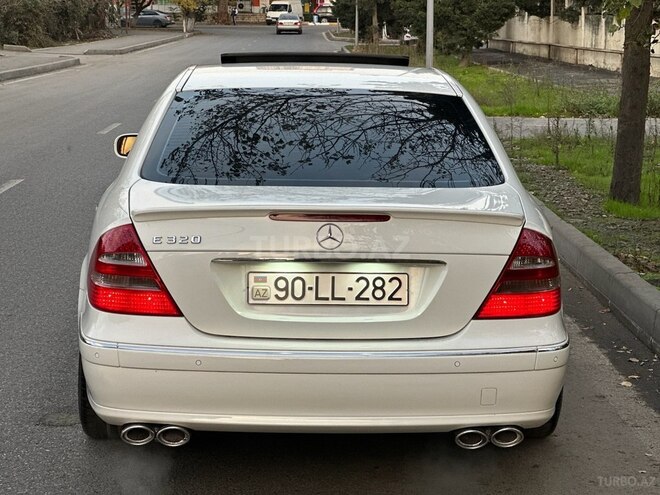 Mercedes E 320 2003, 258,000 km - 3.2 л - Bakı