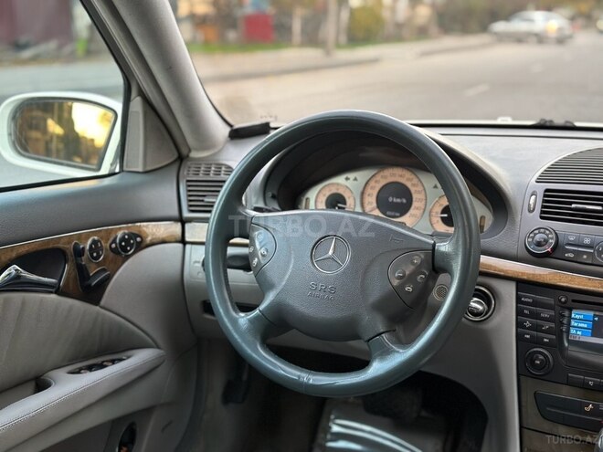 Mercedes E 320 2003, 258,000 km - 3.2 л - Bakı
