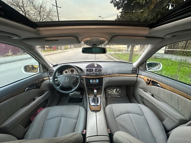 Mercedes E 320 2003, 258,000 km - 3.2 л - Bakı
