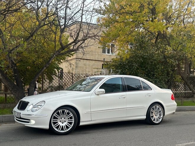 Mercedes E 320 2003, 258,000 km - 3.2 л - Bakı