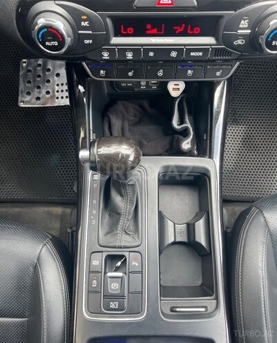 Kia Sorento-11