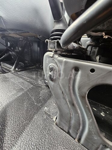 Ford Transit-13