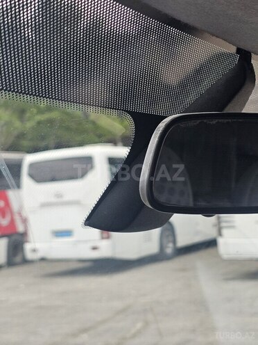 Ford Transit-16