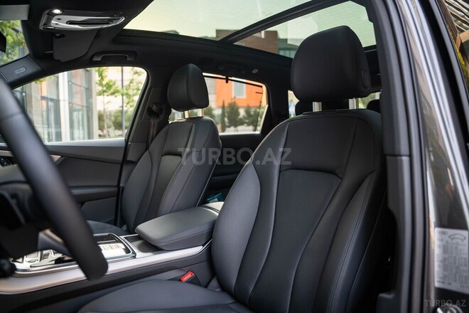 Audi Q7 2023, 17,000 km - 2.0 l - Bakı
