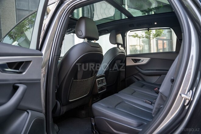 Audi Q7 2023, 17,000 km - 2.0 l - Bakı