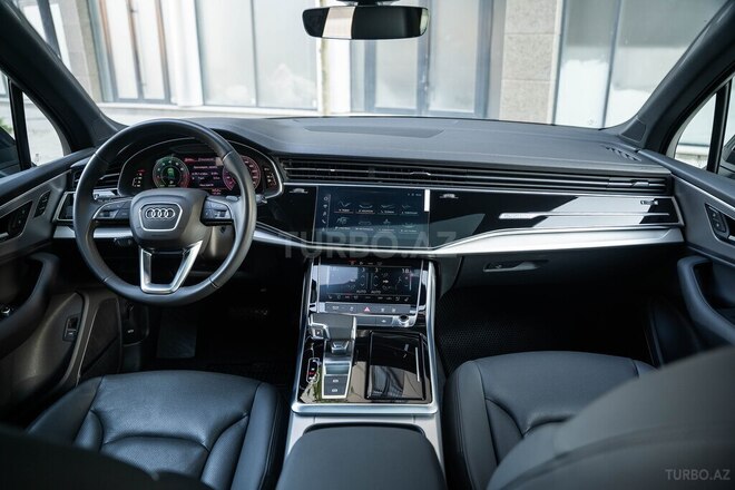 Audi Q7 2023, 17,000 km - 2.0 l - Bakı