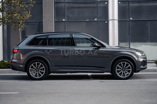 Audi Q7 2023, 17,000 km - 2.0 l - Bakı