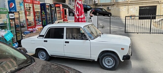 LADA (VAZ) 2107 2006, 380,000 km - 1.6 л - Bakı