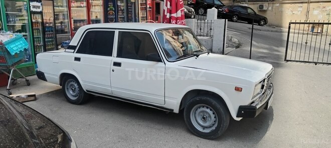 LADA (VAZ) 2107 2006, 380,000 km - 1.6 л - Bakı
