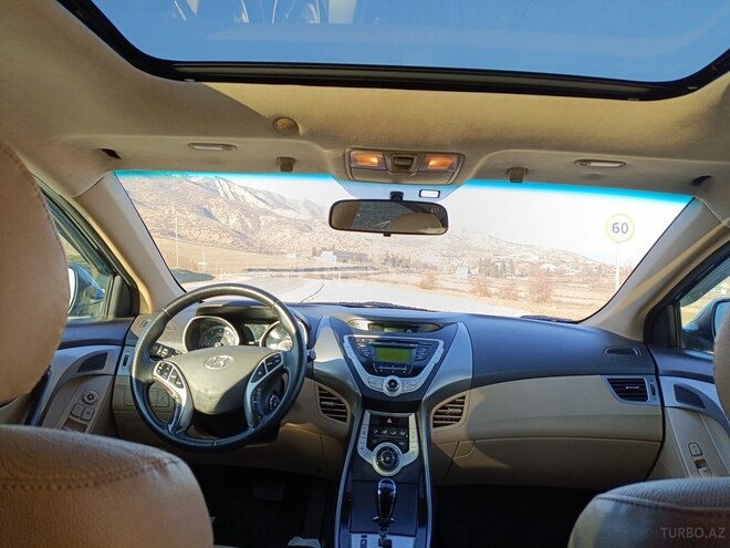Hyundai Elantra 2011, 246,000 km - 1.8 l - Bakı