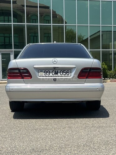 Mercedes E 270 2000, 527,400 km - 2.7 l - İmişli