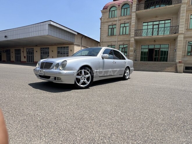 Mercedes E 270 2000, 527,400 km - 2.7 l - İmişli