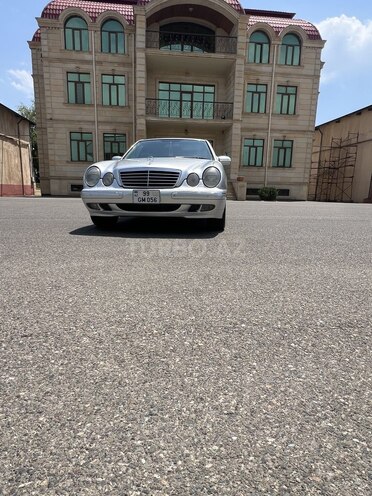 Mercedes E 270 2000, 527,400 km - 2.7 l - İmişli