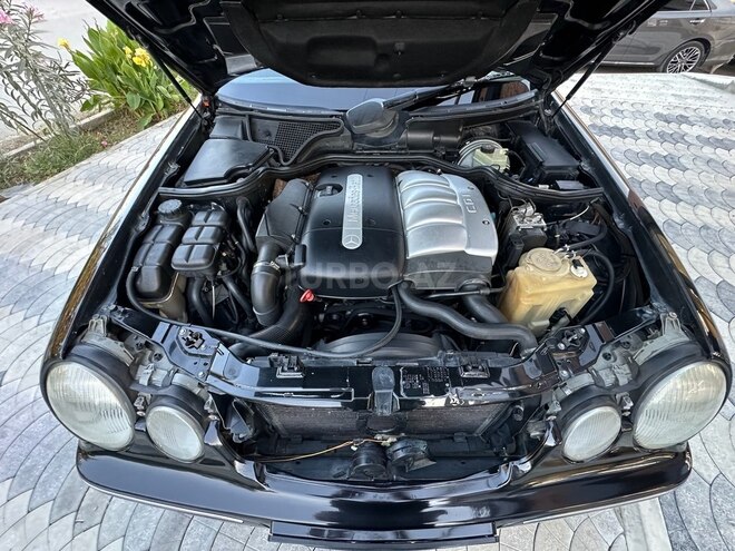 Mercedes E 220 d 2001, 310,000 km - 2.2 л - Salyan