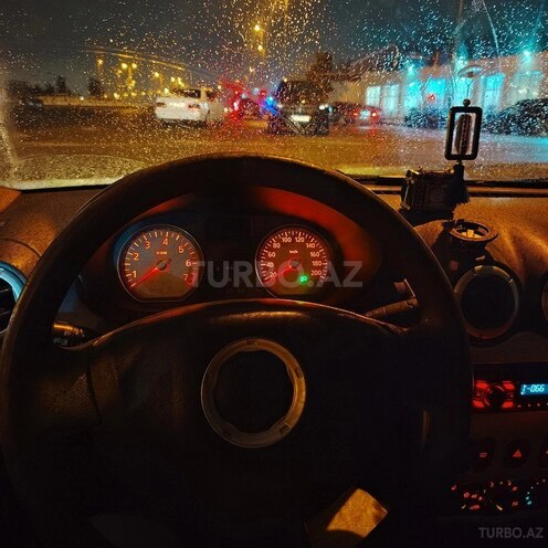 Dacia Logan 2009, 400,000 km - 1.5 l - Bakı