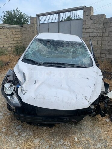 Hyundai Avante 2013, 136,000 km - 1.6 l - Siyəzən