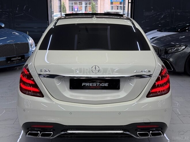 Mercedes S 63 AMG-4