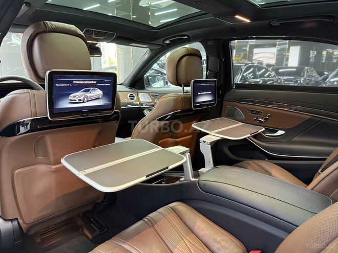 Mercedes S 63 AMG-8