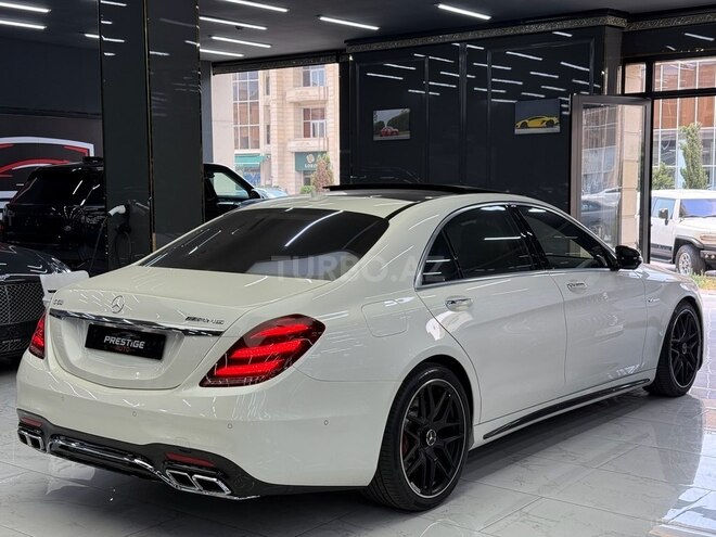 Mercedes S 63 AMG-5
