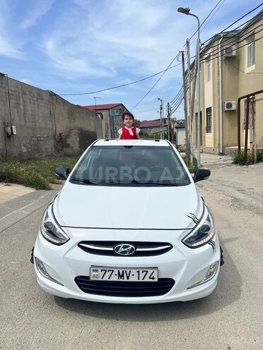Hyundai Accent 2015, 138,000 km - 1.6 l - Bakı