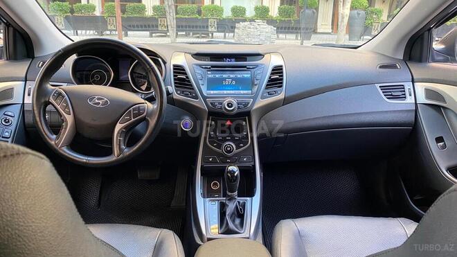 Hyundai Elantra 2015, 119,000 km - 1.6 l - Bakı