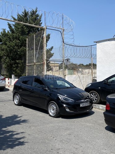 Hyundai Accent 2013, 240,000 km - 1.6 l - Bakı