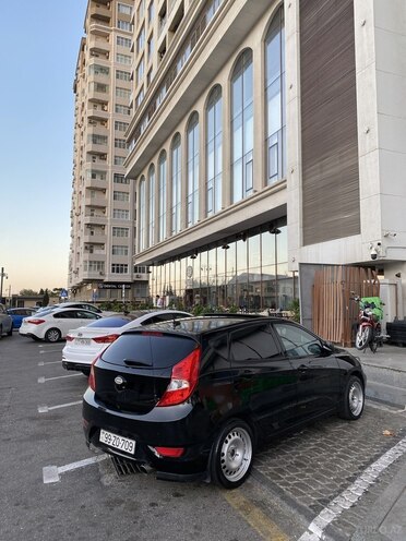 Hyundai Accent 2013, 240,000 km - 1.6 l - Bakı