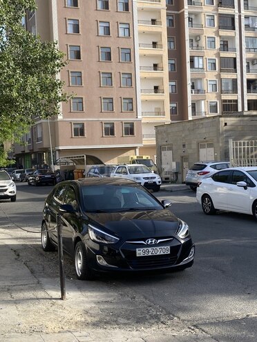 Hyundai Accent 2013, 240,000 km - 1.6 l - Bakı