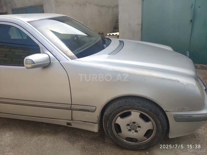 Mercedes E 220 d 2000, 830,000 km - 2.2 л - Bakı