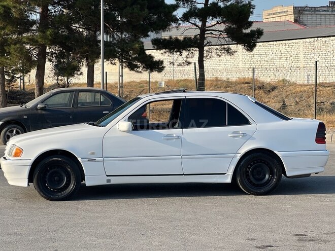Mercedes C 240-4
