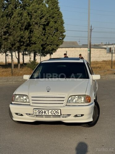 Mercedes C 240-1