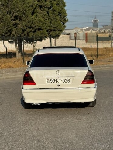 Mercedes C 240-3