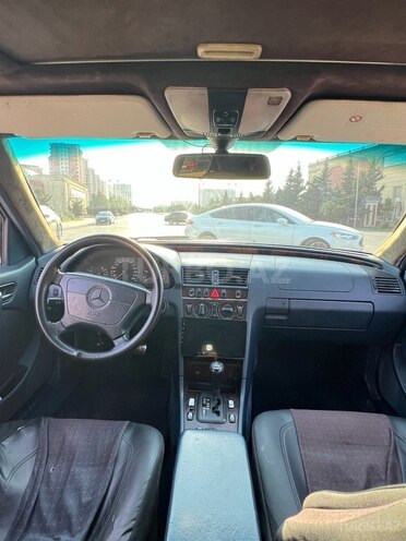 Mercedes C 240-9