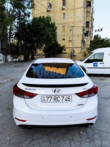 Hyundai Avante 2015, 165,000 km - 1.6 л - Bakı