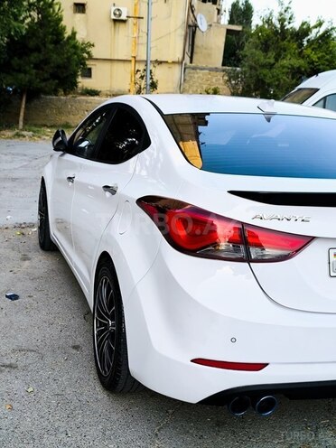 Hyundai Avante 2015, 165,000 km - 1.6 л - Bakı
