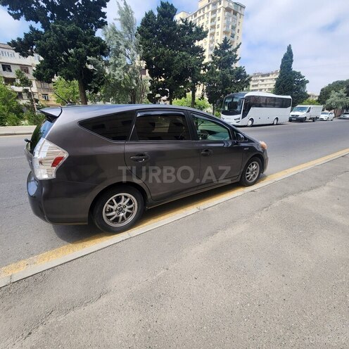 Toyota Prius V 2013, 341,000 km - 1.8 l - Bakı